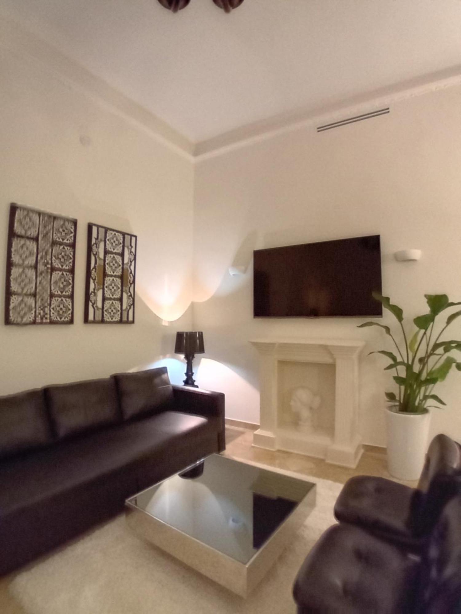 Bari Downtown Luxury Apartment 外观 照片