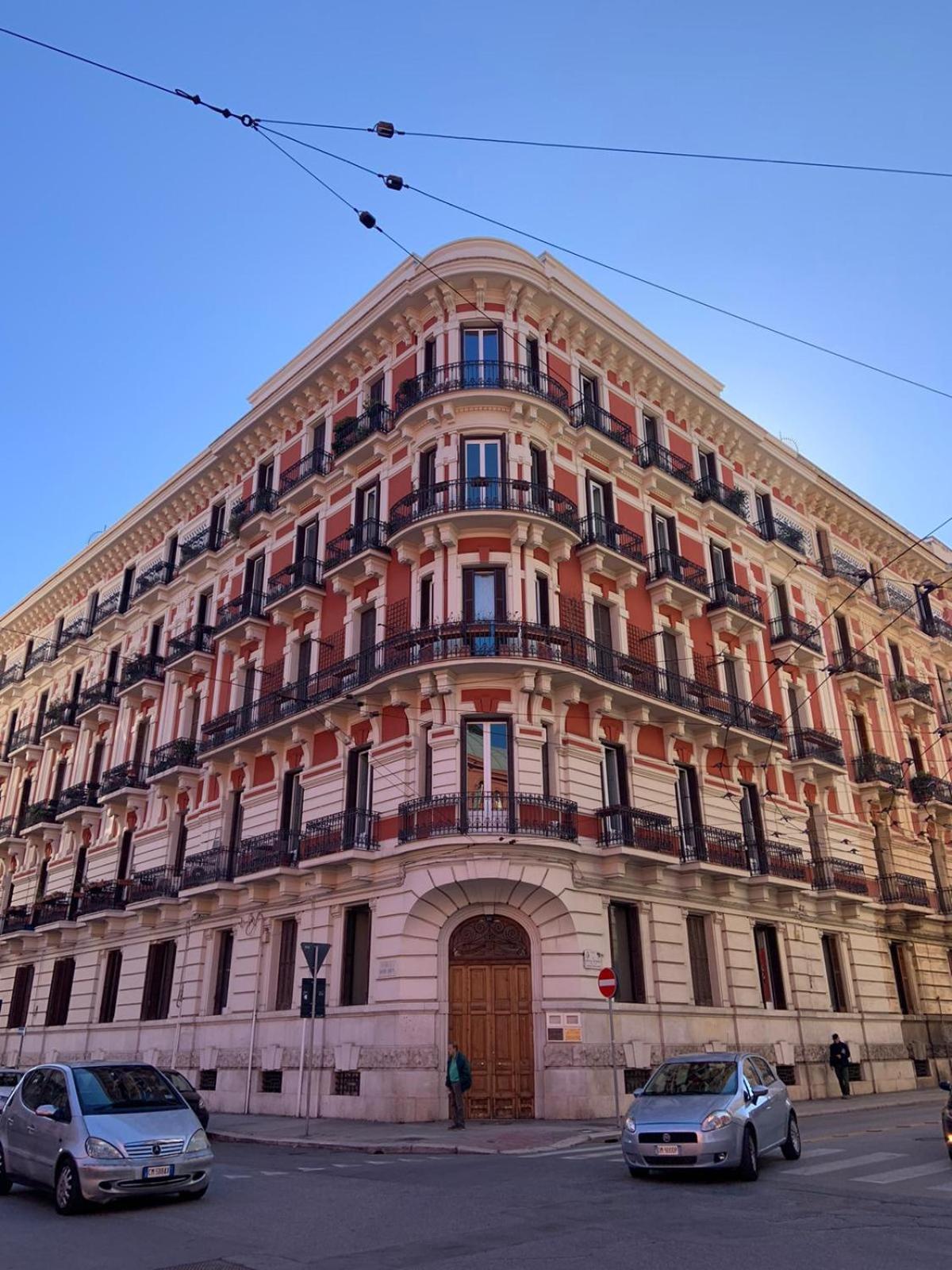 Bari Downtown Luxury Apartment 外观 照片